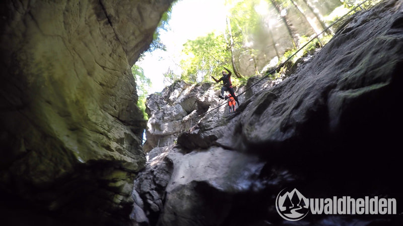 Canyoning Starzlachklamm Sprung