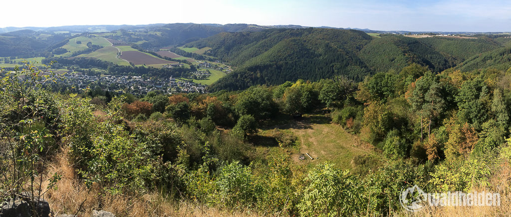 Westerwaldsteig Ausblick vom Roßbacher Häubchen