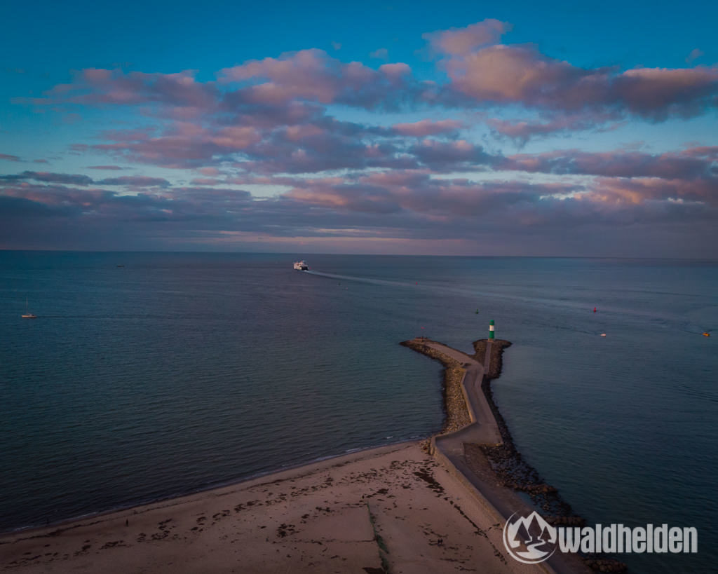 Warnemünde Wandern Wellness Mole Fähre