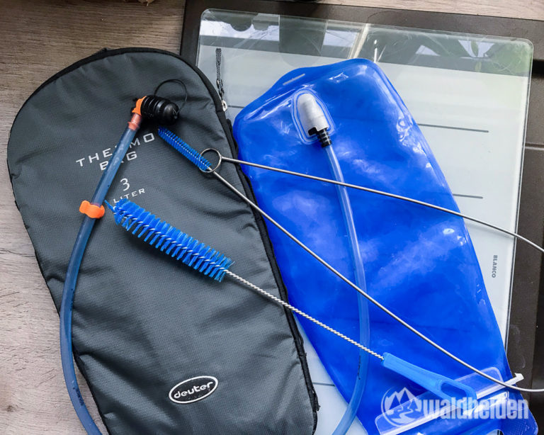 KADVA 2L Trinkblase – BPA-frei, Auslaufsicher, Mit ClickFit-System & Beißventil Für Wandern & Rad KADVA 2L Trinkblase – BPA-frei, Auslaufsicher, Mit ClickFit-System & Beißventil Für Wandern & Rad